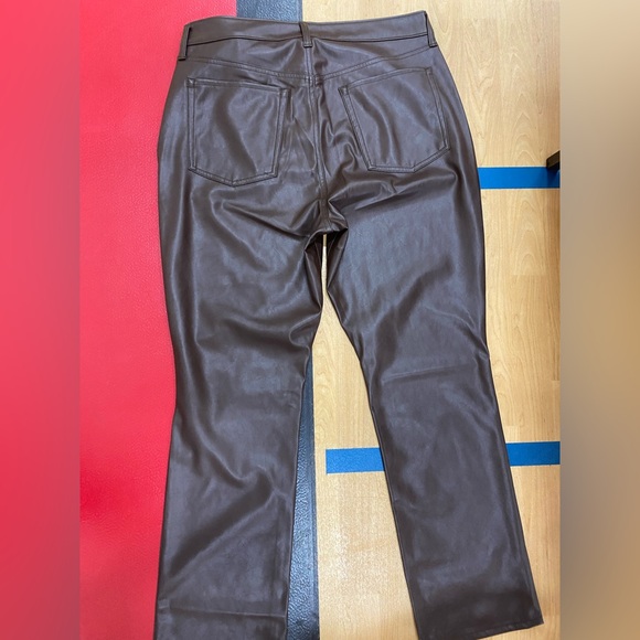 Old Navy High Waisted Faux-Leather Boot-Cut Ankle Pants - NWT! Size 14 - Picture 2 of 2